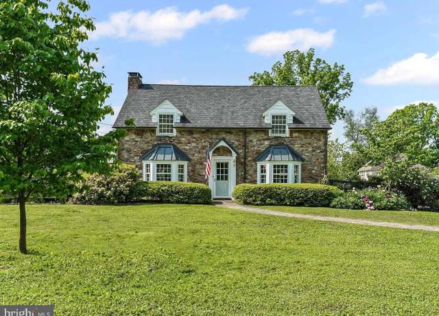 Property at 2700 Strasburg Rd, Coatesville, PA 19320, 3 beds, 2.5 baths