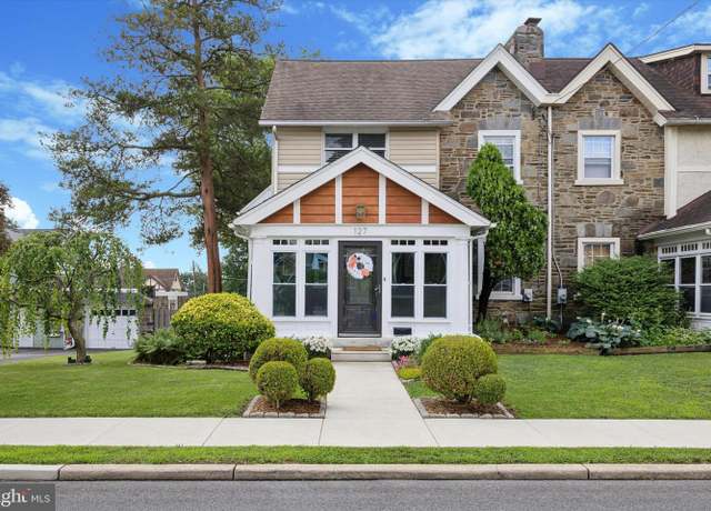 Property at 127 Crestview Rd, Upper Darby, PA 19082, 3 beds, 1.5 baths