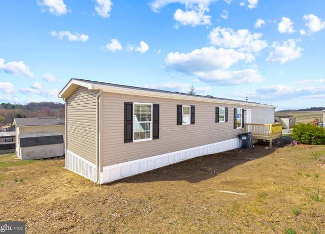 Property at 17 Ashton Dr, New Providence, PA 17560, 3 beds, 2 baths