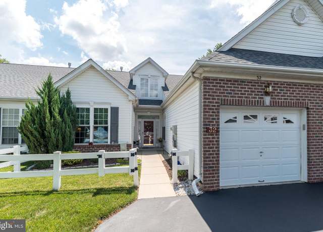 Property at 32 Newbury Way, Lansdale, PA 19446, 3 beds, 3 baths