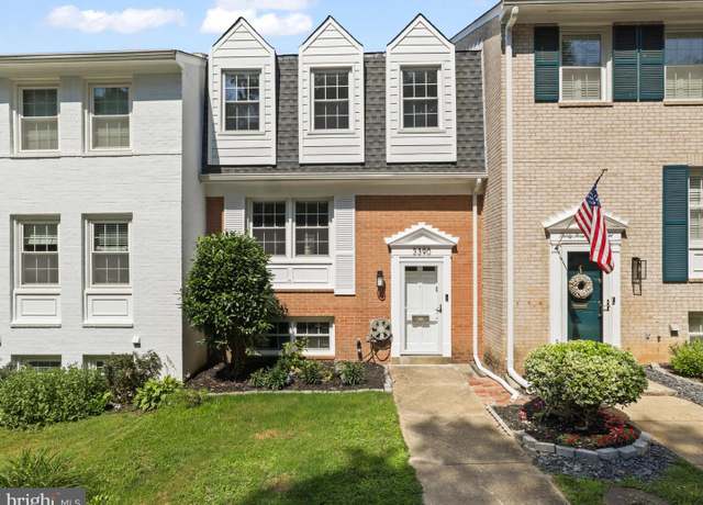 Property at 3390 Whipple Ct, Annandale, VA 22003, 3 beds, 2.5 baths