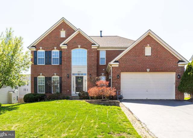 Property at 10225 Inchberry Ct, Bristow, VA 20136, 4 beds, 3.5 baths