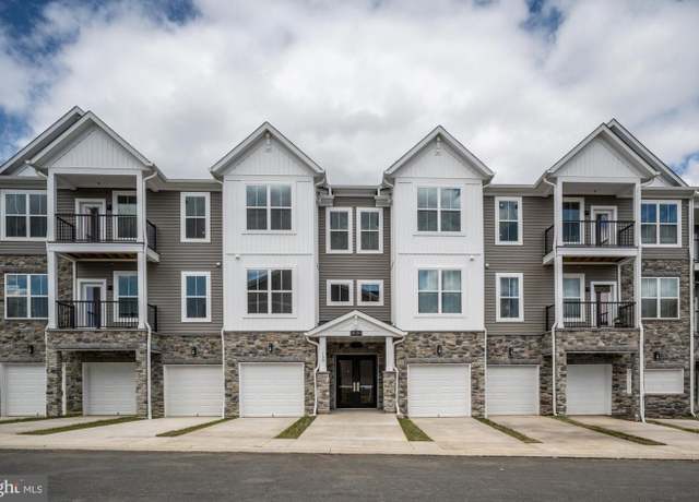 Property at 19 Artemisia Way #305, Stafford, VA 22554, 2 beds, 2 baths