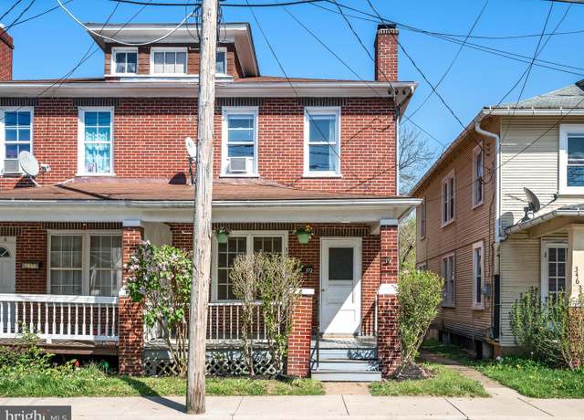 Property at 372 Gray Ave, Winchester, VA 22601, 3 beds, 1.5 baths