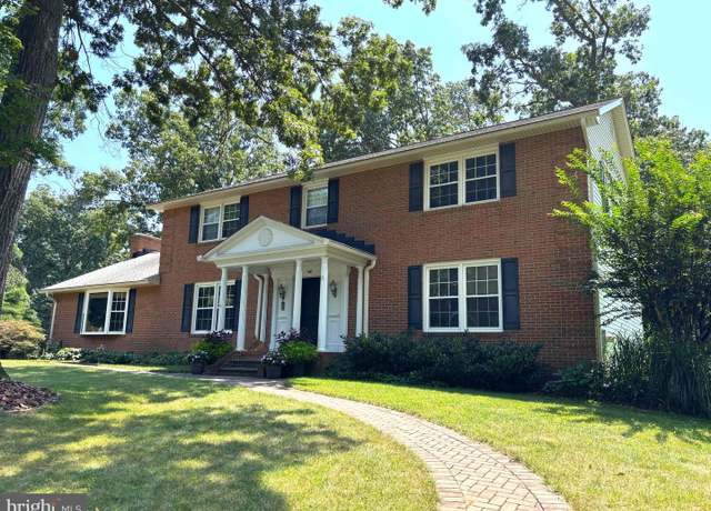 Property at 467 Cornwall Ct, Severna Park, MD 21146, 4 beds, 3 baths