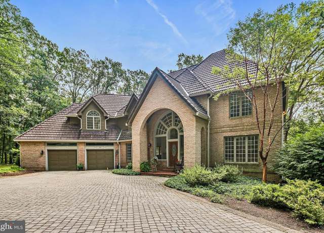 Property at 785 View West Dr, Westminster, MD 21158, 5 beds, 3.5 baths