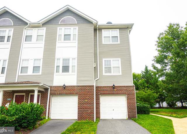 Property at 3128 Irma Ct, Suitland, MD 20746, 2 beds, 2.5 baths