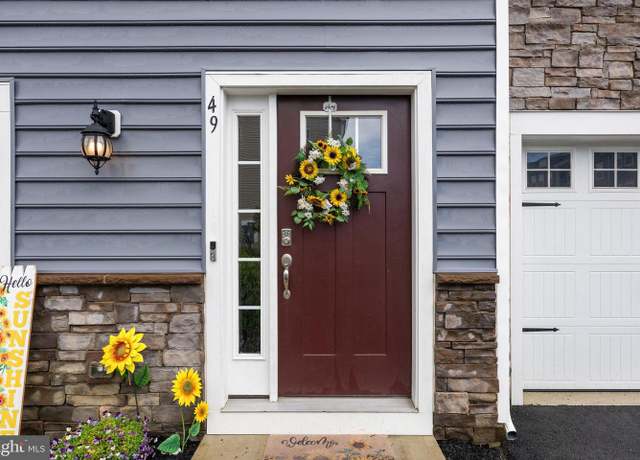 Property at 49 Turin Way, Mount Laurel, NJ 08054, 3 beds, 3.5 baths