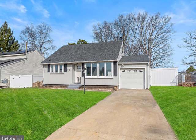 Property at 28 Kohomo, Sicklerville, NJ 08081, 3 beds, 2 baths