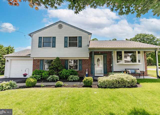 Property at 1227 Lynda Ln, Warminster, PA 18974, 4 beds, 2 baths