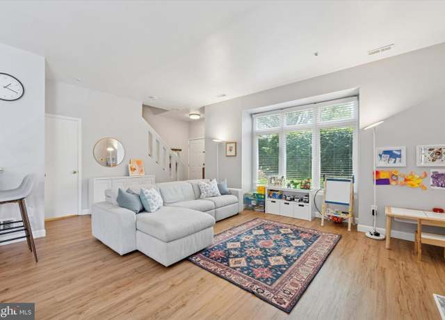 Property at 1405 Naomis Ct #1405, North Wales, PA 19454, 2 beds, 2.5 baths