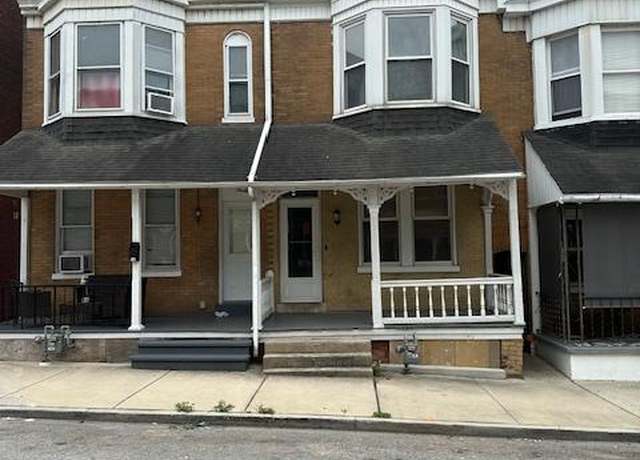 Property at 932 W College Ave, York, PA 17401, 5 beds, 2 baths