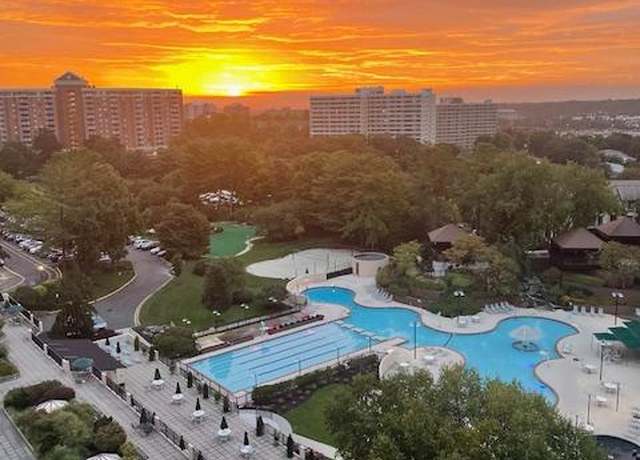 Property at 307 Yoakum Pkwy #516, Alexandria, VA 22304, 1 bed, 1 bath