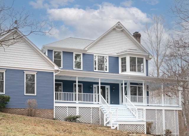 Property at 8261 Tinsley Pl, Culpeper, VA 22701, 3 beds, 4 baths