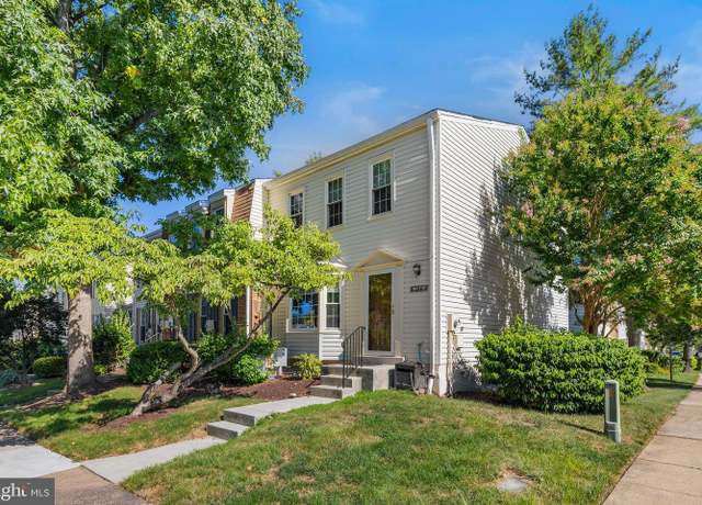 Property at 9175 Broken Oak Pl Unit 39B, Burke, VA 22015, 3 beds, 2.5 baths