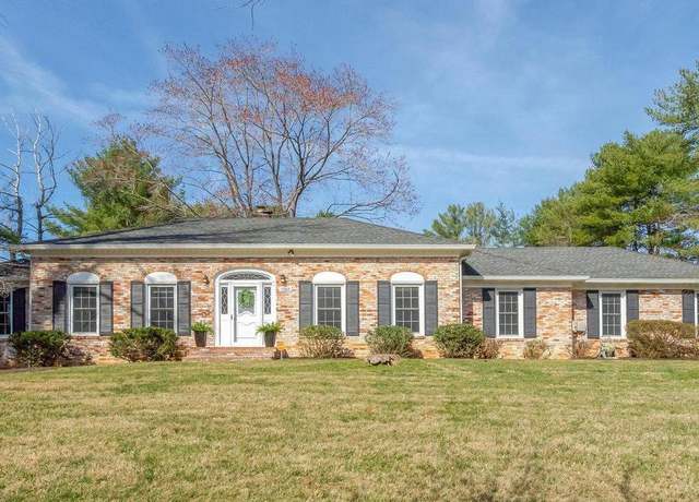 Property at 10828 Moore Dr, Manassas, VA 20111, 5 beds, 4.5 baths