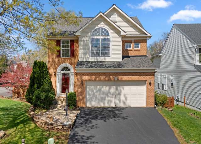 Property at 14804 Links Pond Cir, Gainesville, VA 20155, 5 beds, 3.5 baths