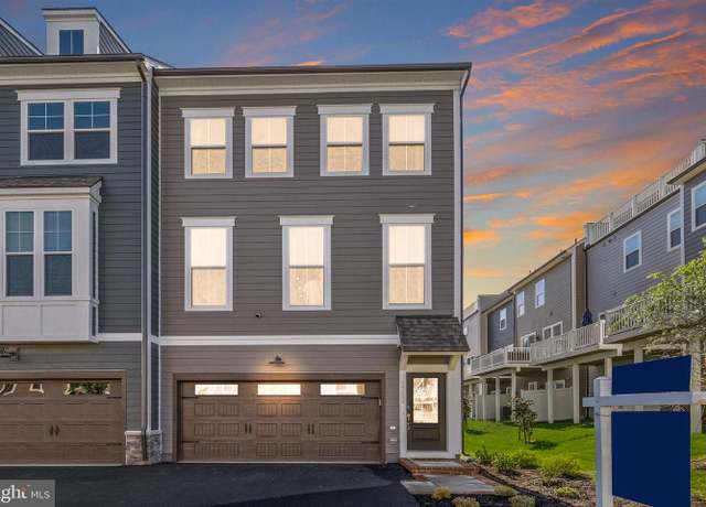Property at 1729 Beech Leaf St, Dumfries, VA 22026, 5 beds, 4.5 baths