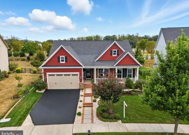 Property at 2509 Sweet Clover Ct, Dumfries, VA 22026, 3 beds, 3 baths