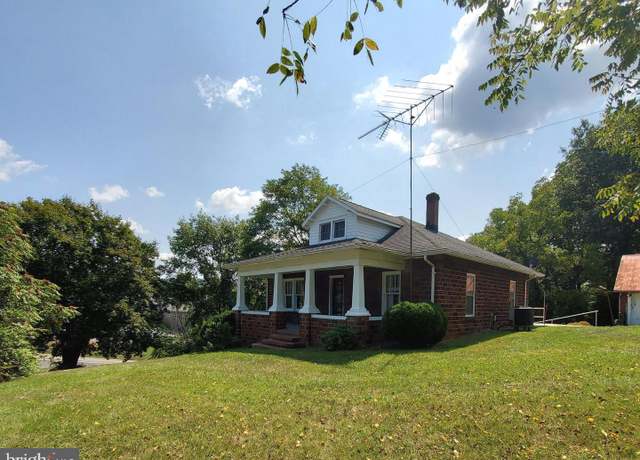 Property at 6951 Hedgesville Rd, Hedgesville, WV 25427, 3 beds, 2 baths