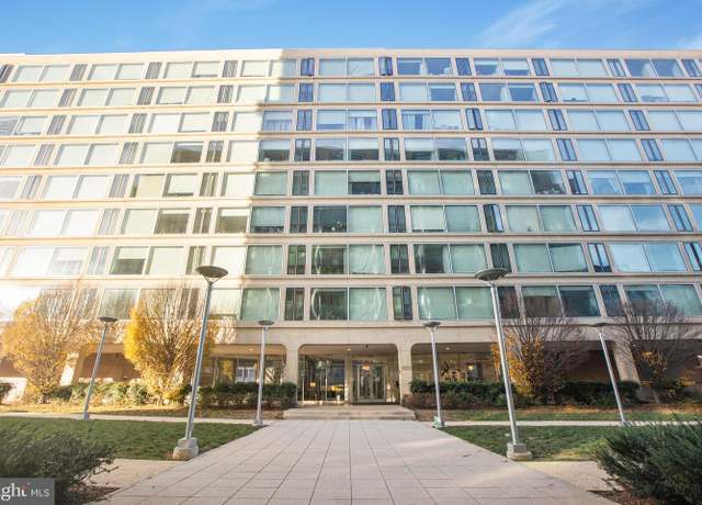 Property at 1101 3rd St SW #104, Washington, DC 20024, 2 beds, 1 bath