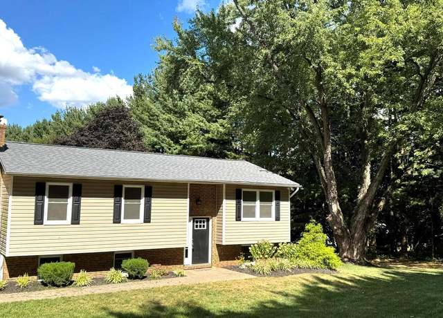 Property at 2208 Bluebird Dr, Westminster, MD 21157, 4 beds, 2 baths