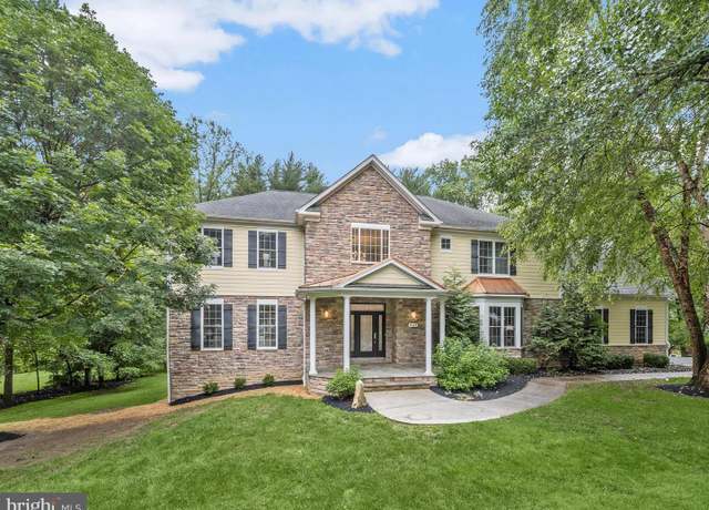 Property at 10125 Green Clover Dr S, Ellicott City, MD 21042, 5 beds, 4.5 baths