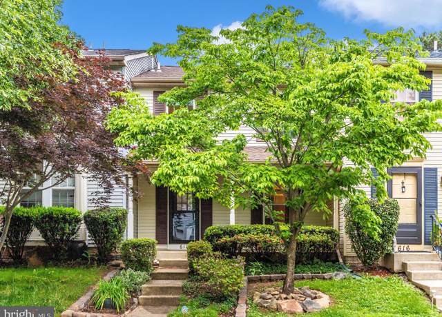 Property at 618 Coral Reef Dr, Gaithersburg, MD 20878, 3 beds, 3.5 baths