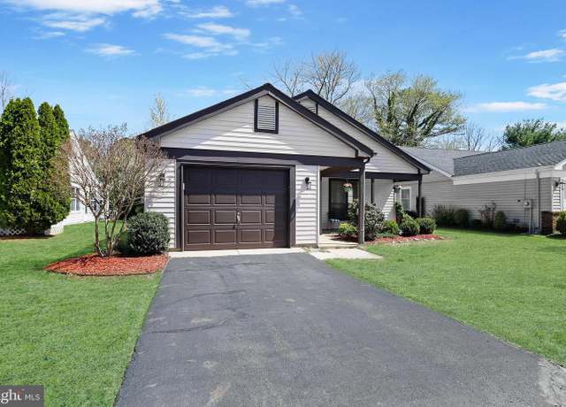 Property at 89 Buckingham Dr, Southampton, NJ 08088, 2 beds, 2 baths