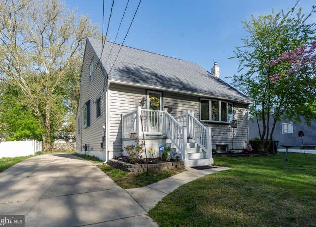 Property at 128 W Elm Ave, Lindenwold, NJ 08021, 4 beds, 2 baths