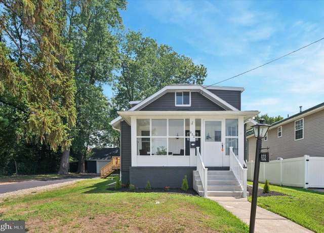 Property at 832 N Oakland Ave, Runnemede, NJ 08078, 3 beds, 2 baths