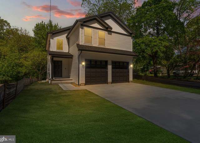 Property at 86 Peach St, Deptford, NJ 08096, 4 beds, 2.5 baths