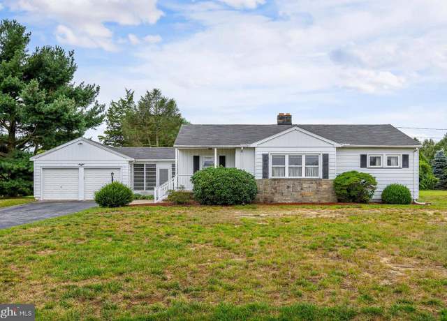 Property at 128 Asbury Station Rd, Swedesboro, NJ 08085, 3 beds, 1 bath