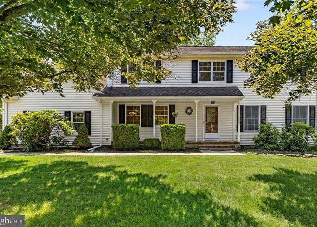 Property at 201 Carol Jean Way W, Branchburg Twp, NJ 08876, 4 beds, 2.5 baths