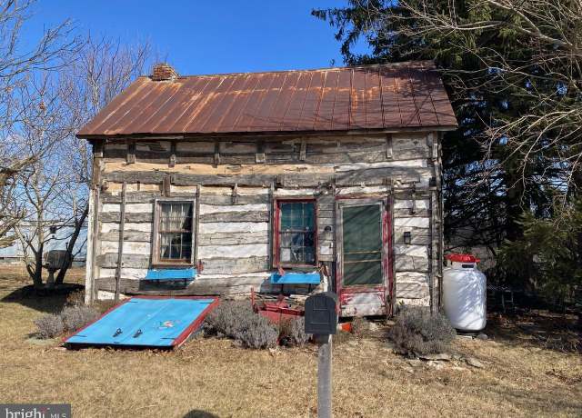 Property at 850 Pine Grove Rd, Hanover, PA 17331, 2 beds, 1 bath