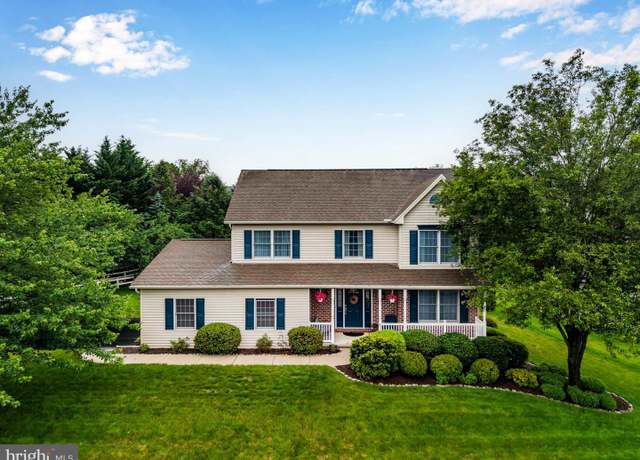Property at 6505 Liptak Dr, Harrisburg, PA 17112, 4 beds, 2.5 baths