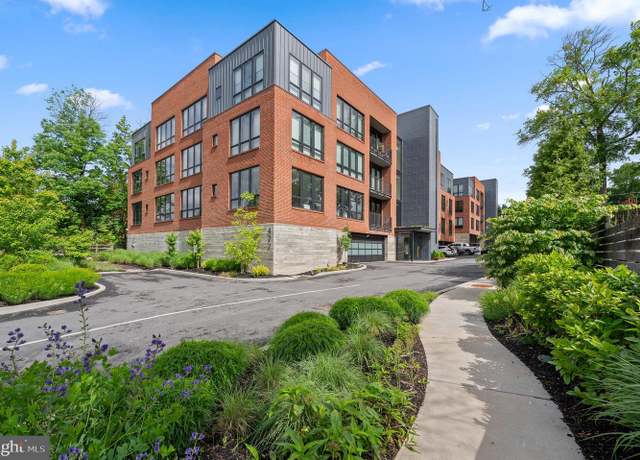 Property at 427 E Lancaster Ave #1101, Wayne, PA 19087, 2 beds, 2.5 baths