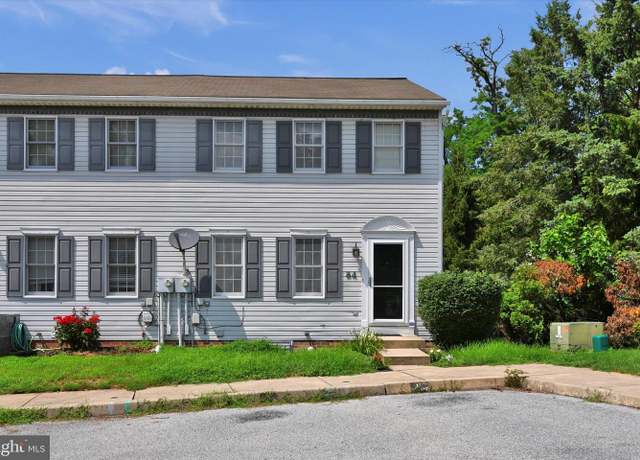 Property at 84 Michael Ct, Ephrata, PA 17522, 3 beds, 1.5 baths