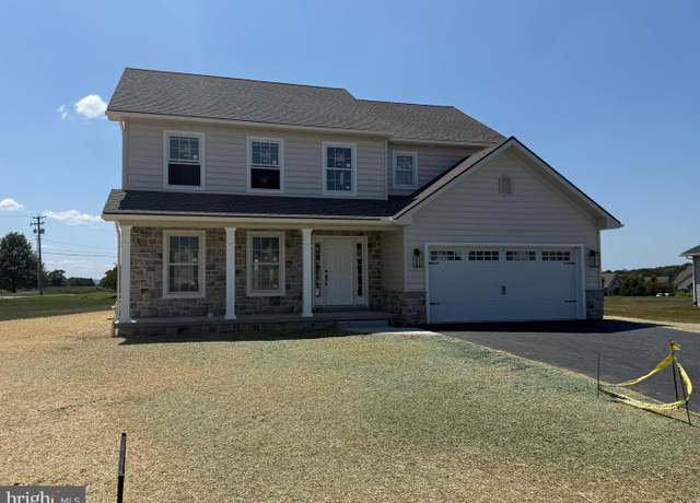 Property at 105 Dream Dr, Lebanon, PA 17046, 4 beds, 3 baths