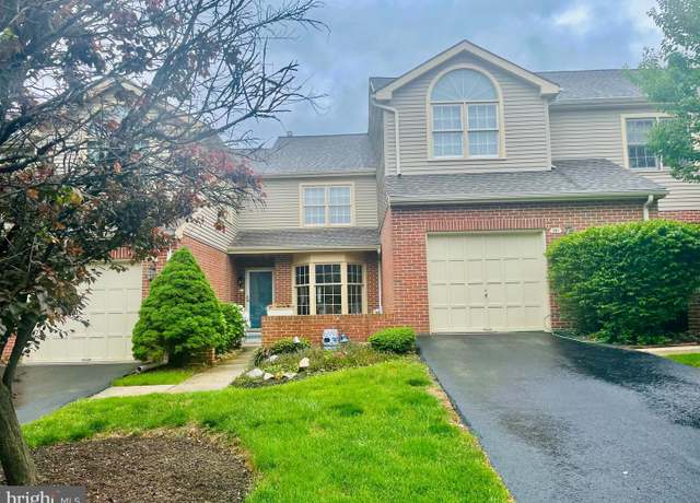 Property at 262 Towyn Ct, Ambler, PA 19002, 2 beds, 2.5 baths