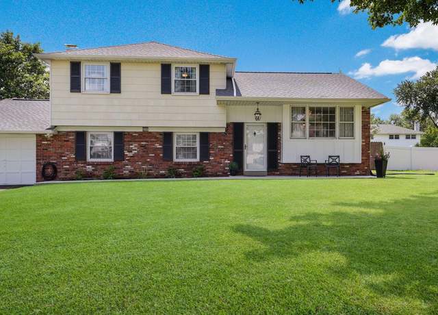 Property at 29 Maurice Ln, Hatboro, PA 19040, 4 beds, 1.5 baths