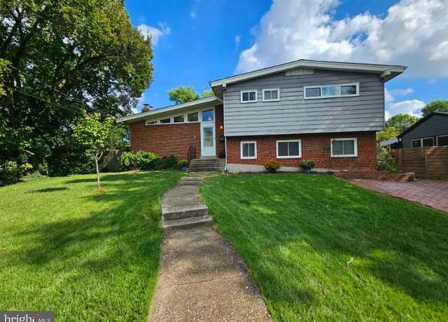 Property at 1107 N Pegram St, Alexandria, VA 22304, 3 beds, 2.5 baths