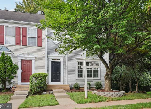 Property at 5920 Gunther Ct, Centreville, VA 20120, 3 beds, 2.5 baths