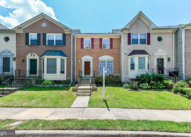 Property at 1063 Smartts Ln NE, Leesburg, VA 20176, 3 beds, 2.5 baths