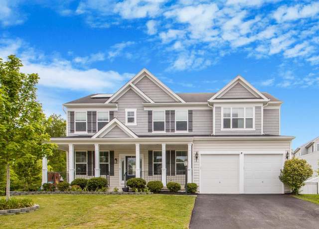 Property at 15916 Aerial View Rd, Woodbridge, VA 22193, 6 beds, 5 baths