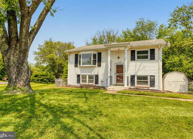 Property at 3497 Forestdale Ave, Woodbridge, VA 22193, 3 beds, 2 baths