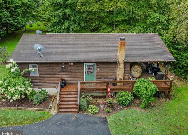 Property at 626 Clay Pits Ln, Great Cacapon, WV 25422, 2 beds, 1 bath