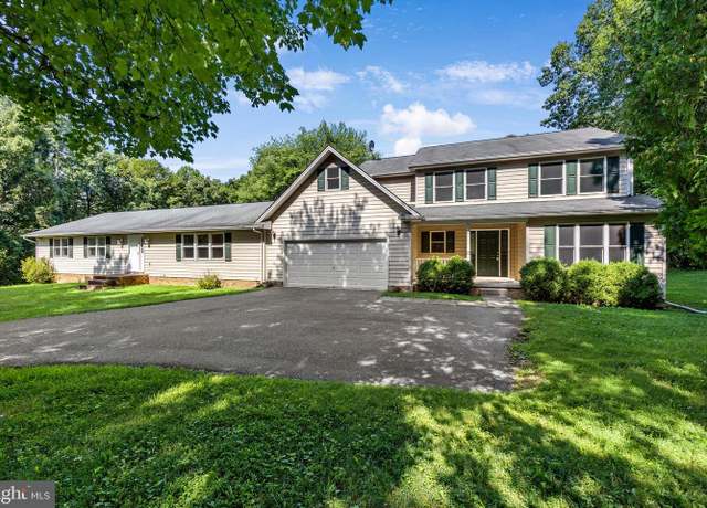 Property at 5856 Deer Ridge Ln, Elkridge, MD 21075, 7 beds, 5.5 baths