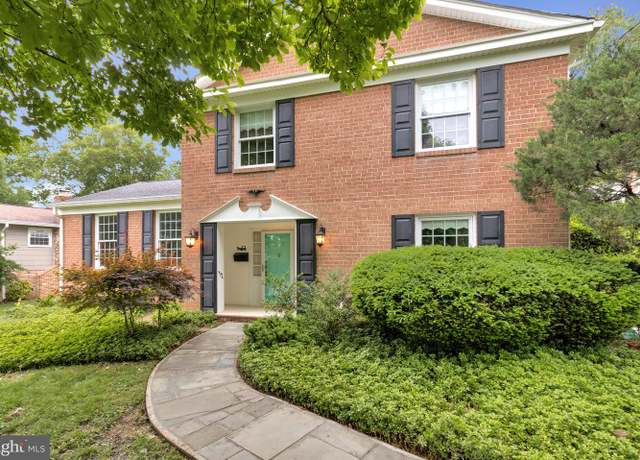 Property at 9703 Corkran Ln, Bethesda, MD 20817, 4 beds, 2.5 baths