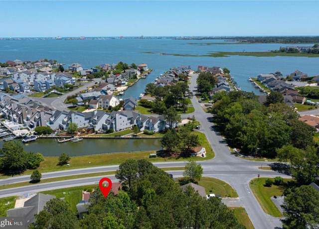 Property at 640 Ocean Pkwy, Ocean Pines, MD 21811, 3 beds, 2 baths